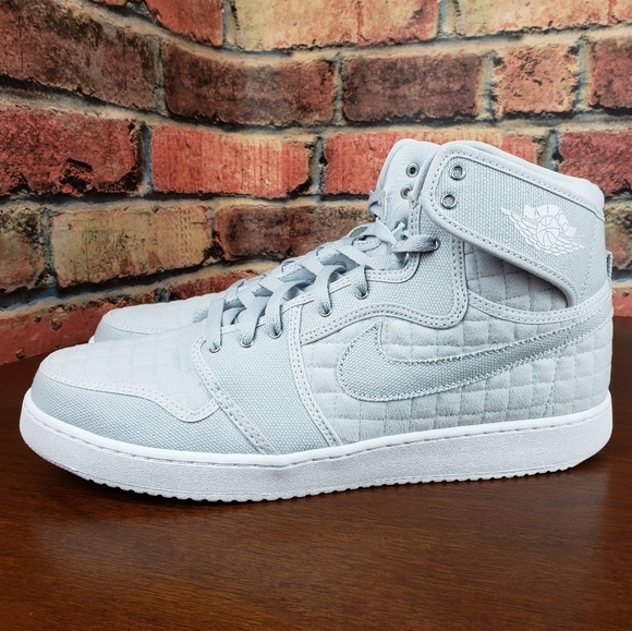 🦈  Air Jordan 1 KO High OG Quilted Platinum White - Picture 3 of 8